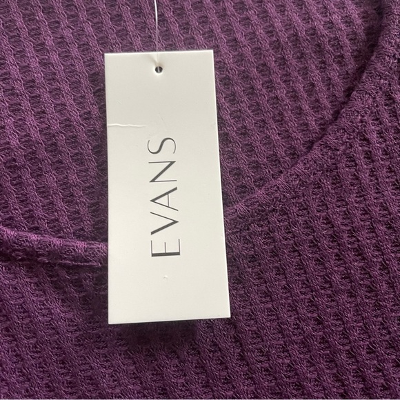 Evans long sleeve waffle knit tunic button accent size 22/24 NWT purple plum - Picture 7 of 9